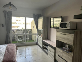 Benal Beach studio 216